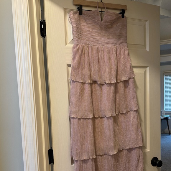 Saylor Rhonda Tiered Halter Dress - Picture 7 of 16